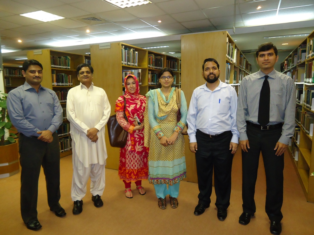 Visit of US Consulate - Karachi Officials to SBP Library
